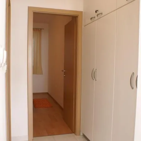 Stanici 2763b Appartement Omiš